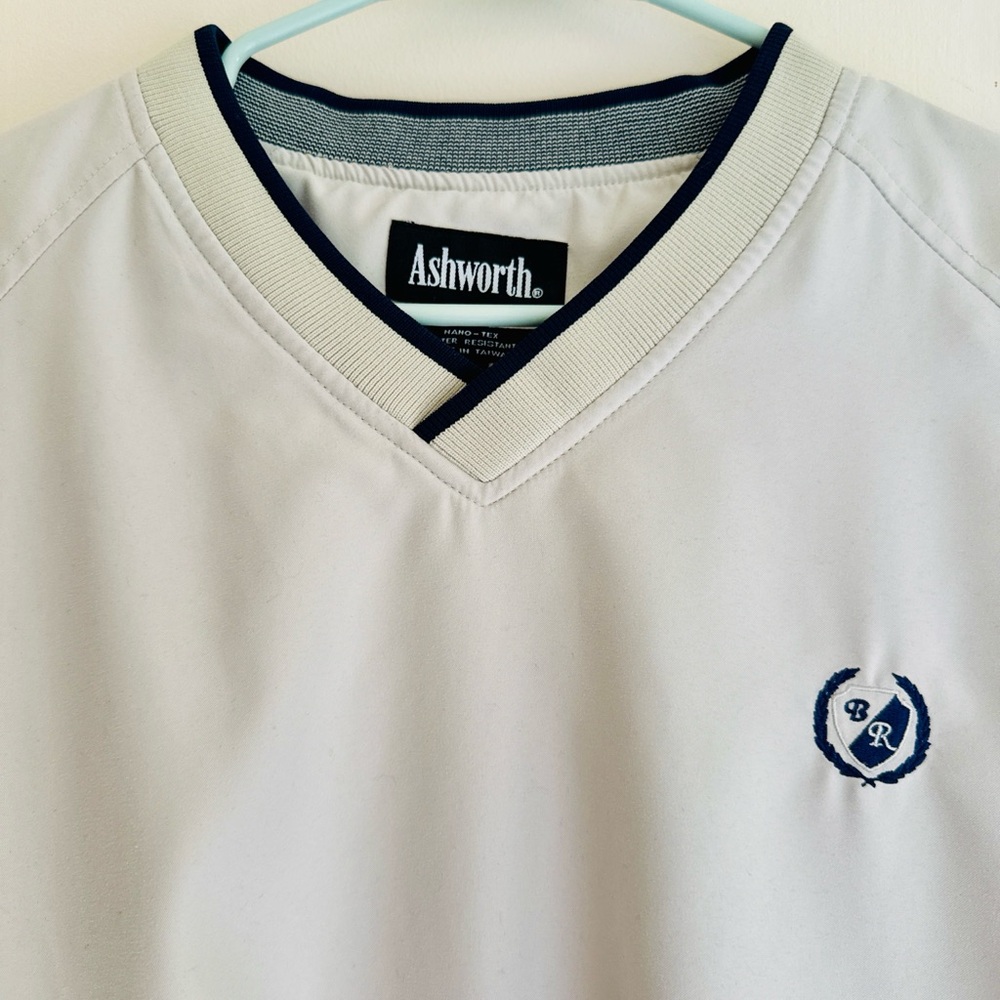 Ashworth Cream V-Neck Pullover with Black Accents